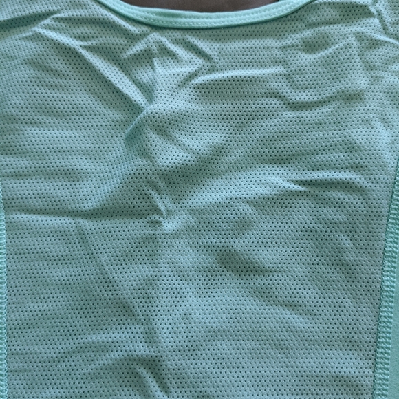 Lorna Jane Workout Tank - Picture 5 of 9